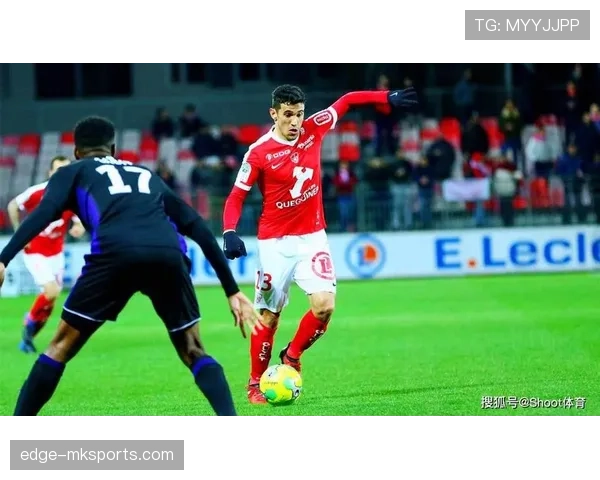 布雷斯特逆转劲敌，韧性与团队精神闪耀关键战役