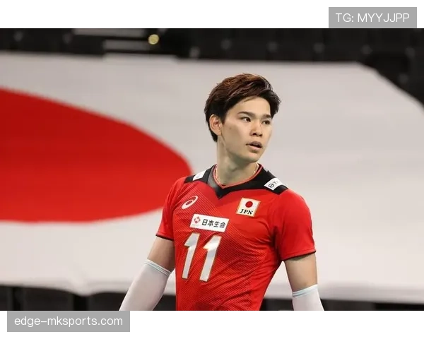 日本队在东京奥运会上夺金，展现出强大队伍凝聚力与潜力